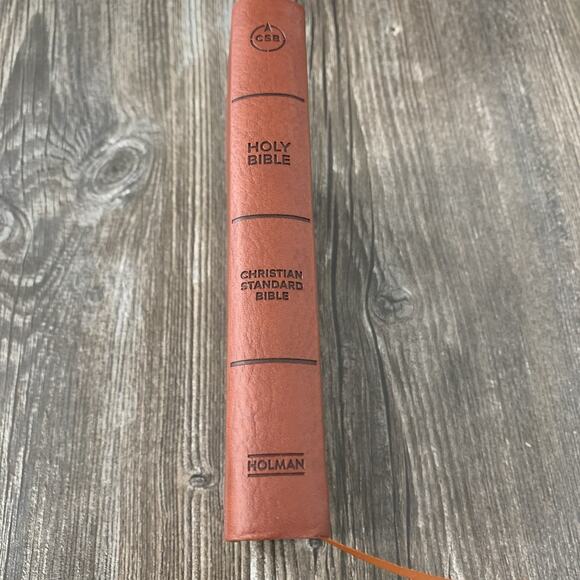 CSB Ultrathin Compact Bible, Brown LeatherTouch Holman Leatherlike - Picture 2 of 9